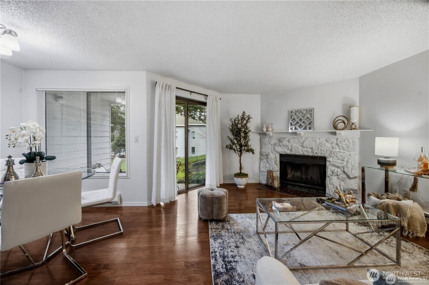 12515 NE 116th Street #B11, Kirkland, WA 98034