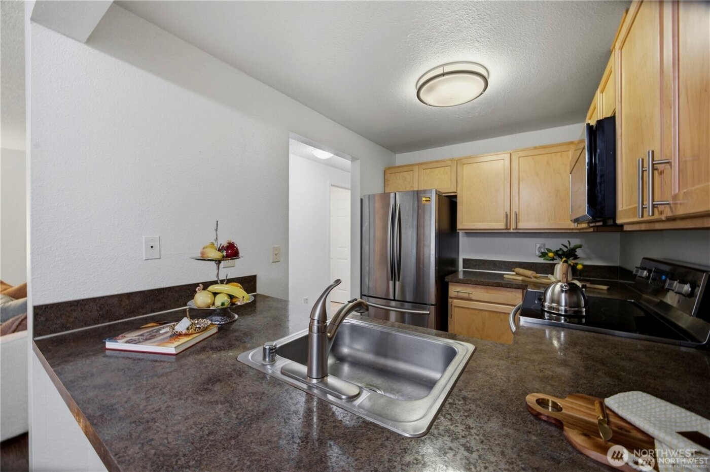 12515 NE 116th Street #B11, Kirkland, WA 98034