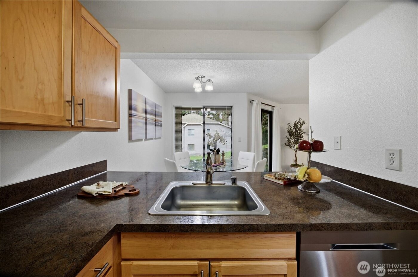 12515 NE 116th Street #B11, Kirkland, WA 98034