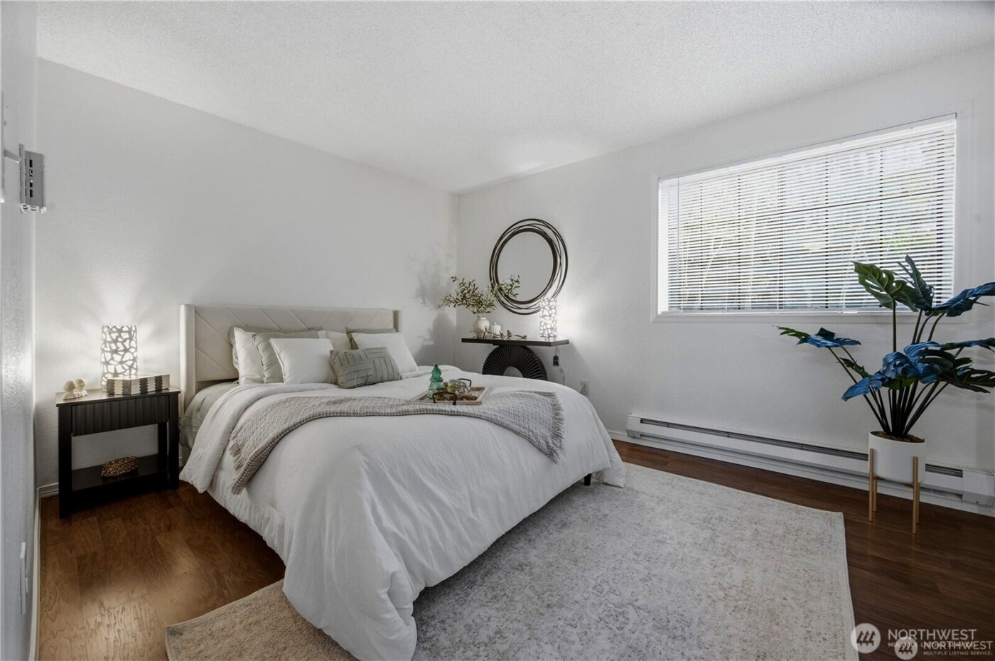 12515 NE 116th Street #B11, Kirkland, WA 98034