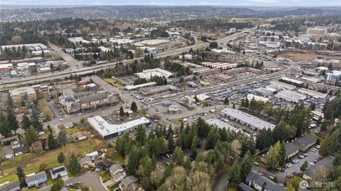 12515 NE 116th Street #B11, Kirkland, WA 98034