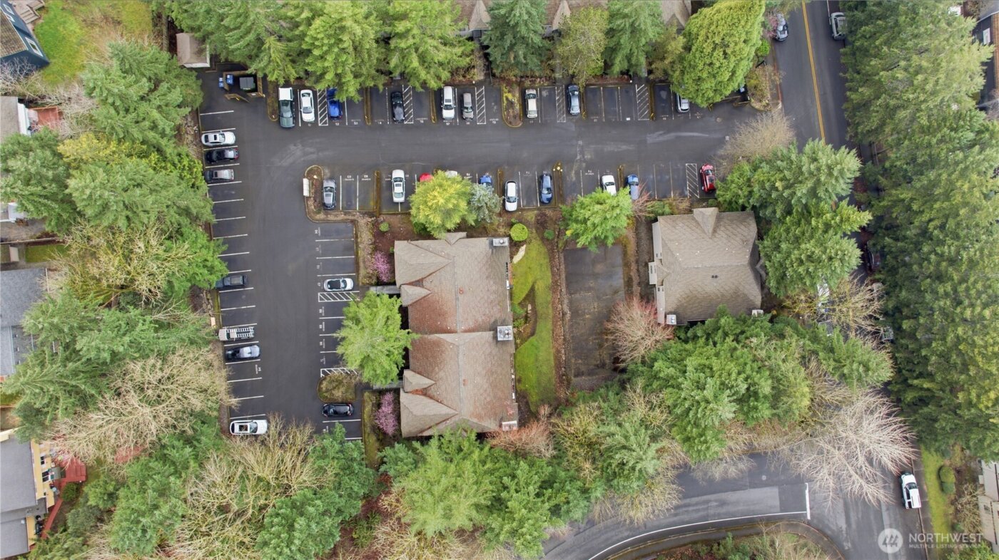 12515 NE 116th Street #B11, Kirkland, WA 98034