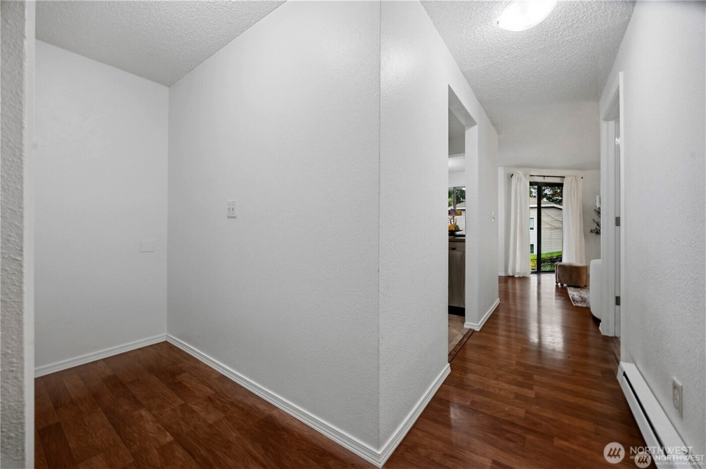 12515 NE 116th Street #B11, Kirkland, WA 98034