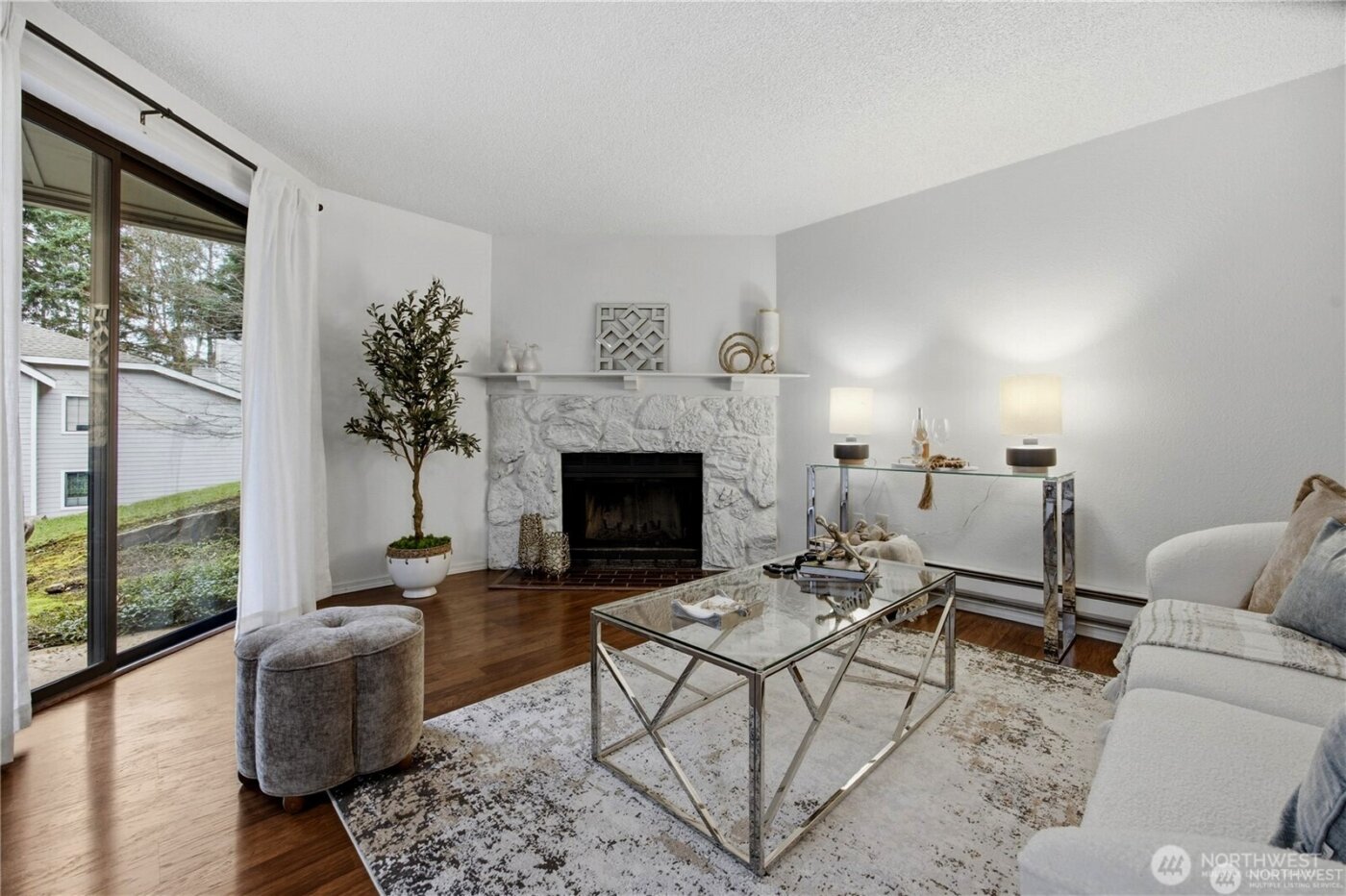 12515 NE 116th Street #B11, Kirkland, WA 98034