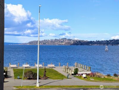 1156 Alki Avenue SW #201, Seattle, WA 98116