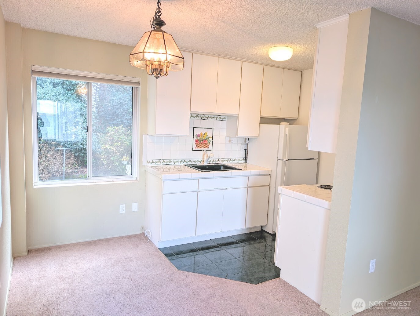 1156 Alki Avenue SW #201, Seattle, WA 98116