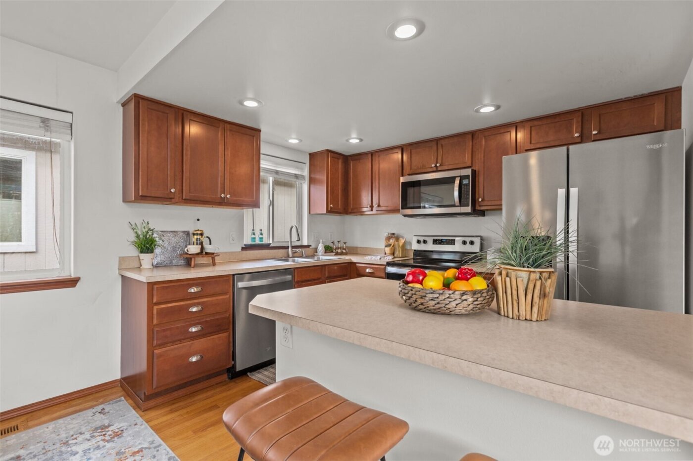 1450 S Donovan Street , Seattle, WA 98108