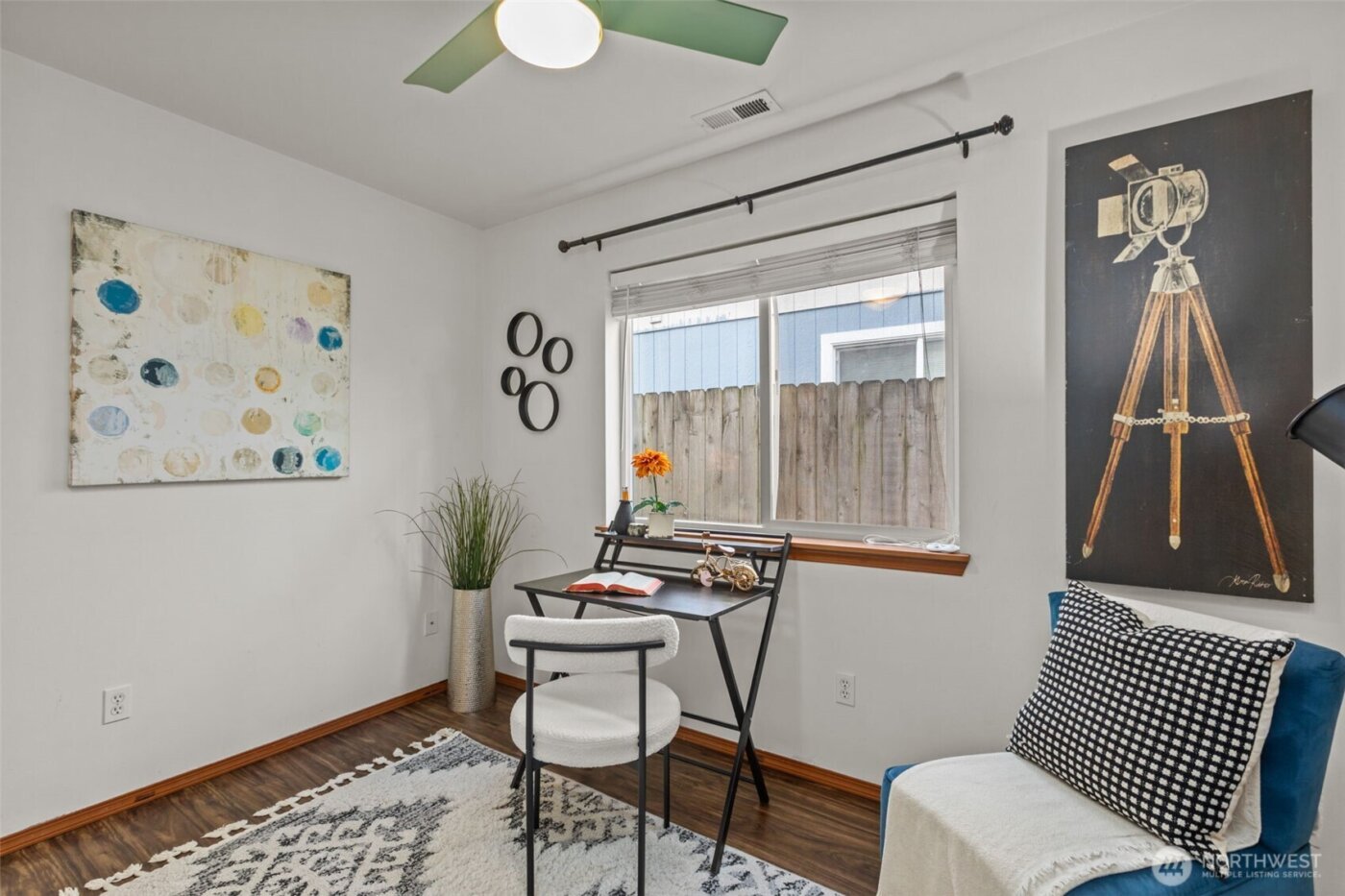 1450 S Donovan Street , Seattle, WA 98108