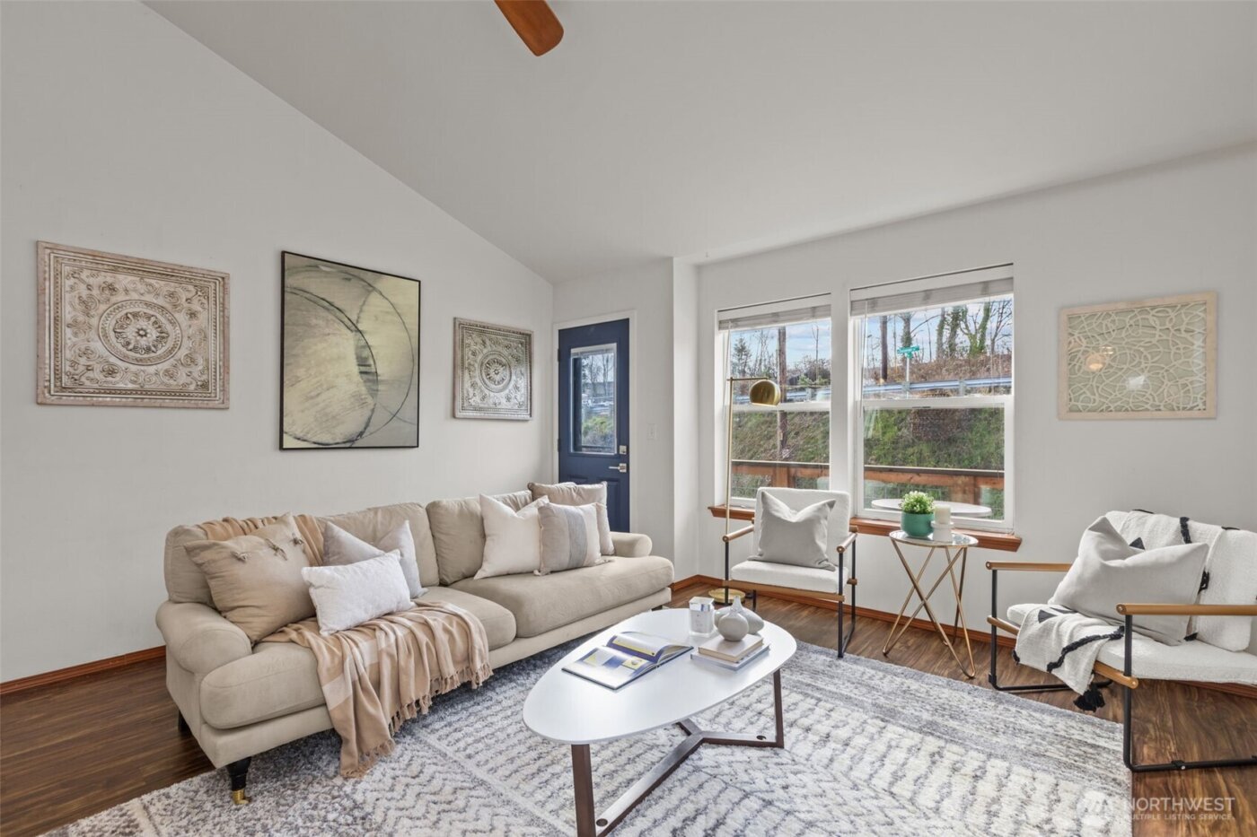 1450 S Donovan Street , Seattle, WA 98108