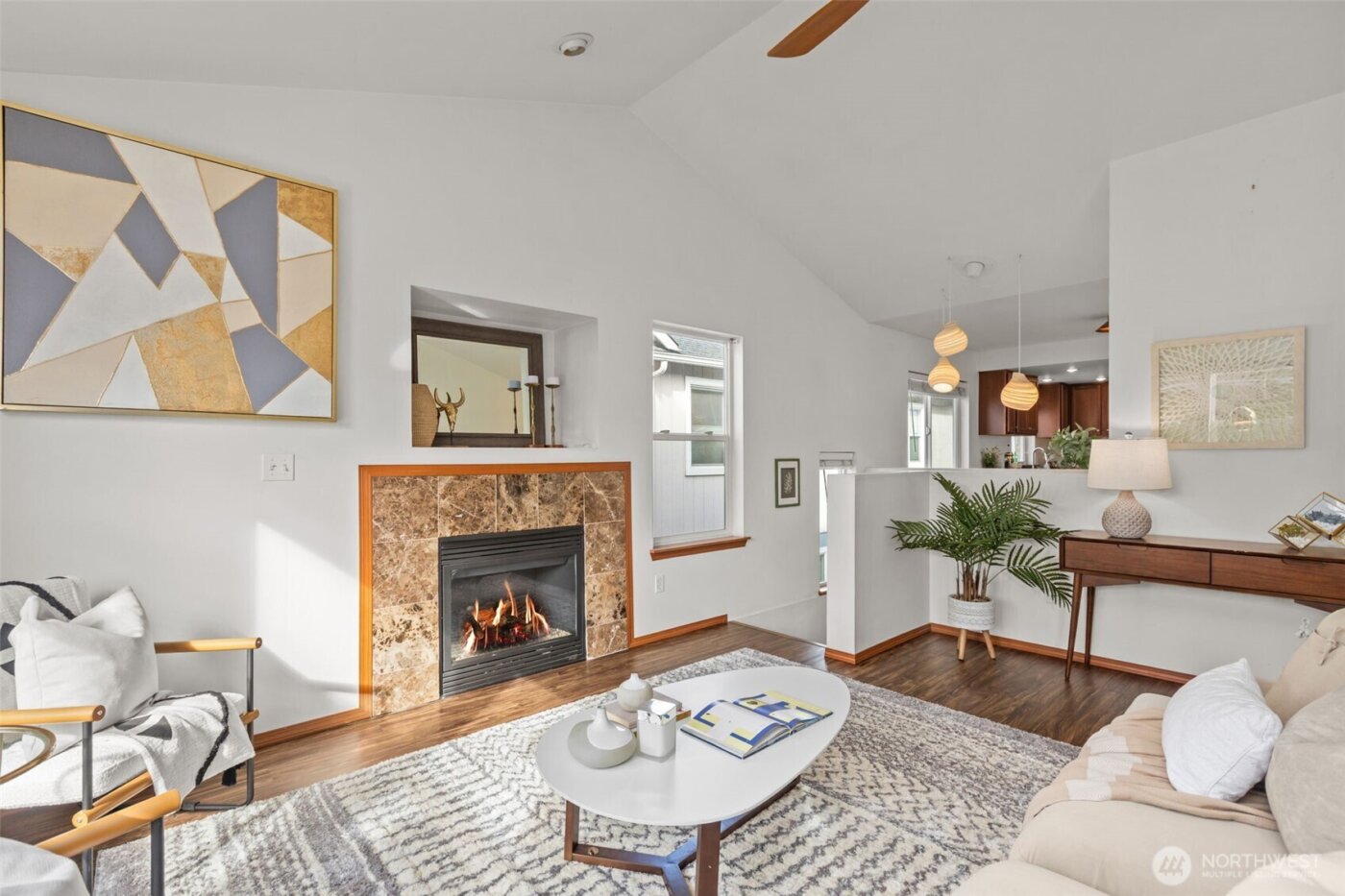 1450 S Donovan Street , Seattle, WA 98108