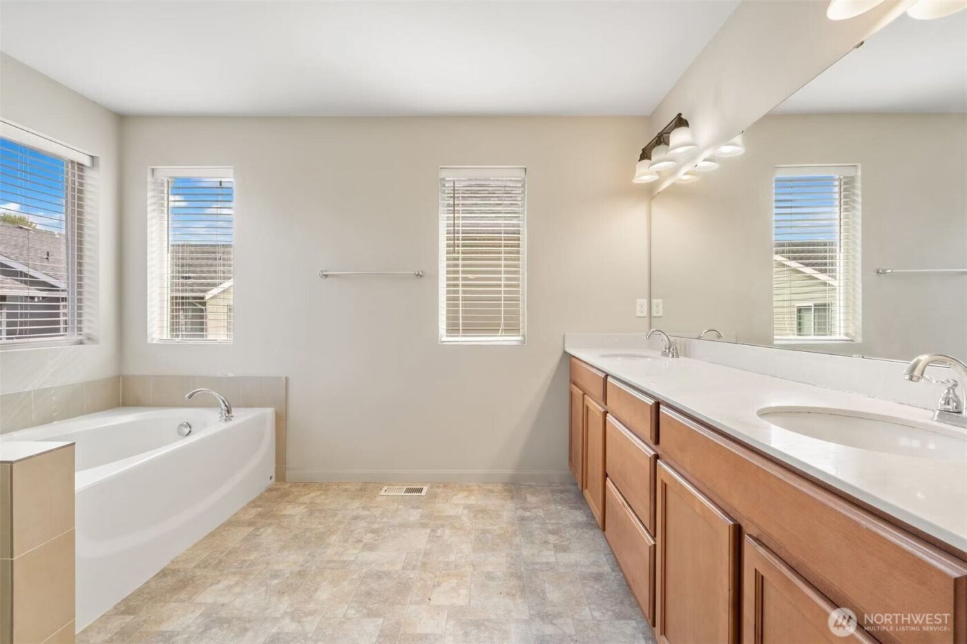 31503 121st Court SE, Auburn, WA 98092