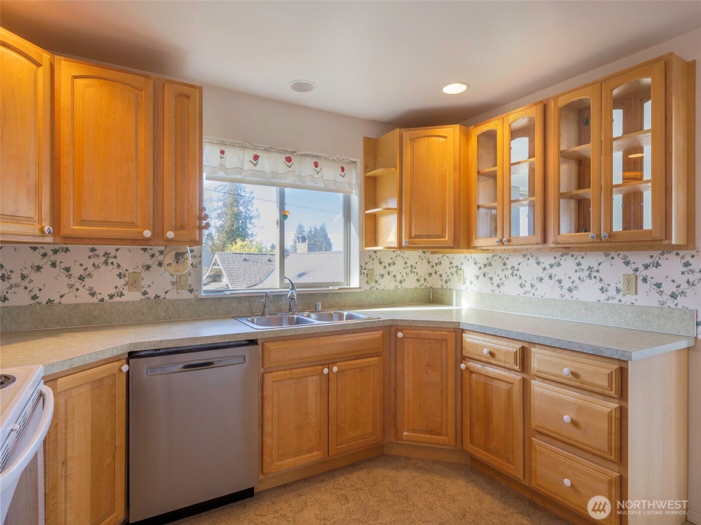 430 Whidby Avenue , Port Angeles, WA 98362