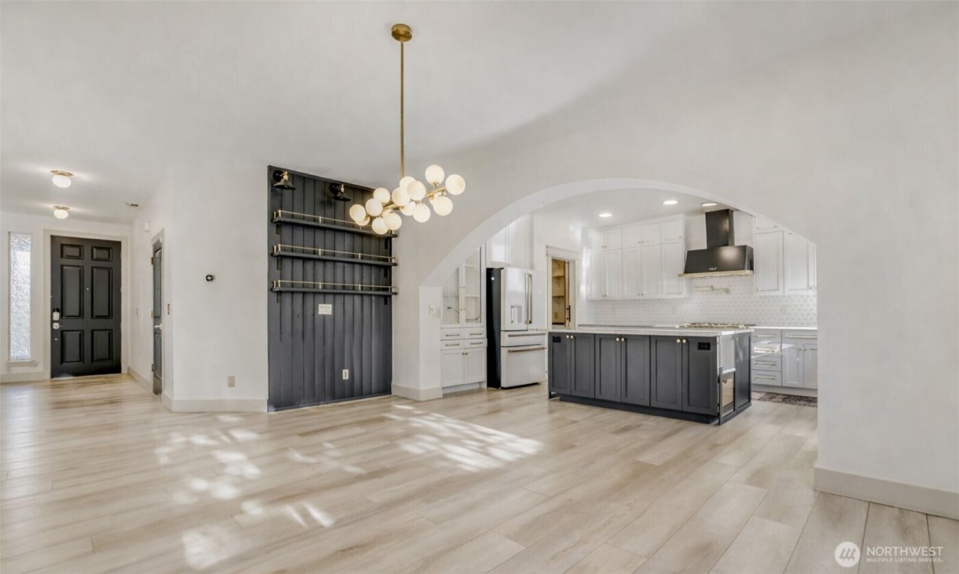 19631 38th Drive SE, Bothell, WA 98012