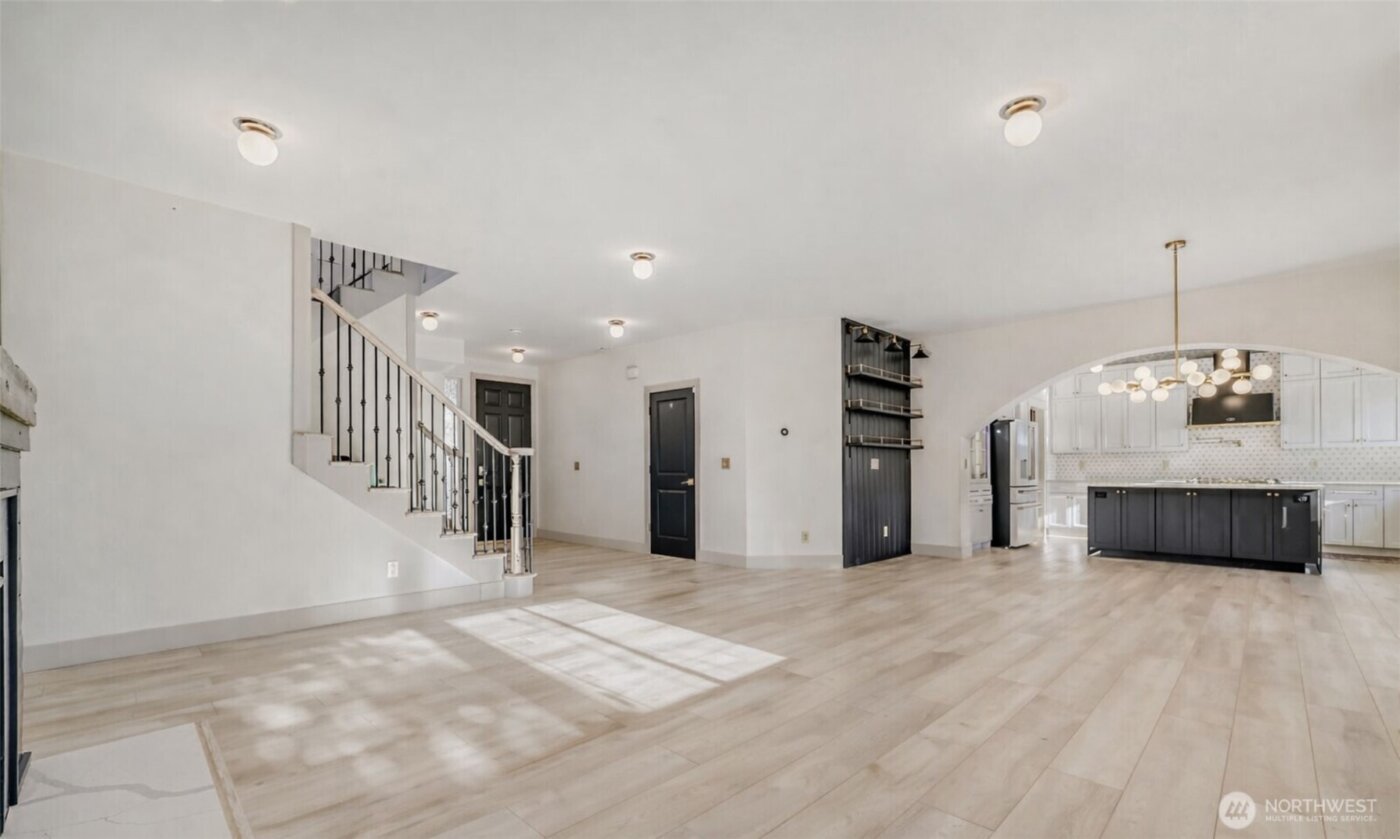 19631 38th Drive SE, Bothell, WA 98012