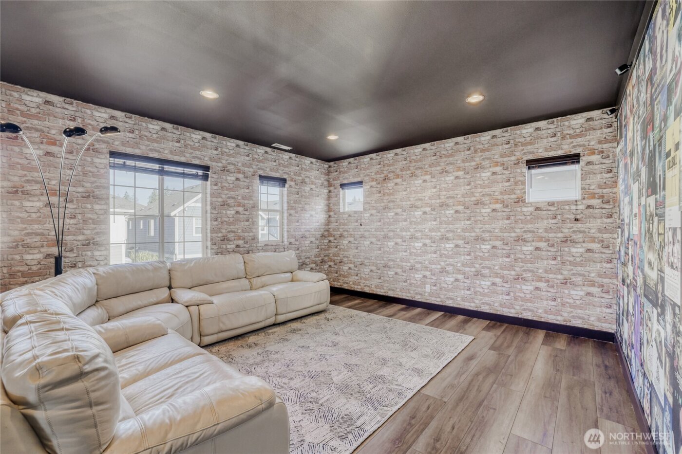 19631 38th Drive SE, Bothell, WA 98012