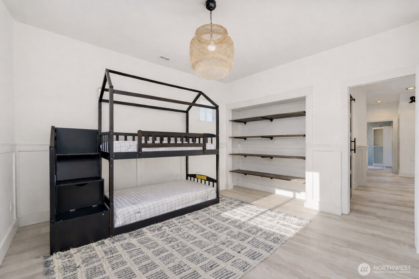 19631 38th Drive SE, Bothell, WA 98012