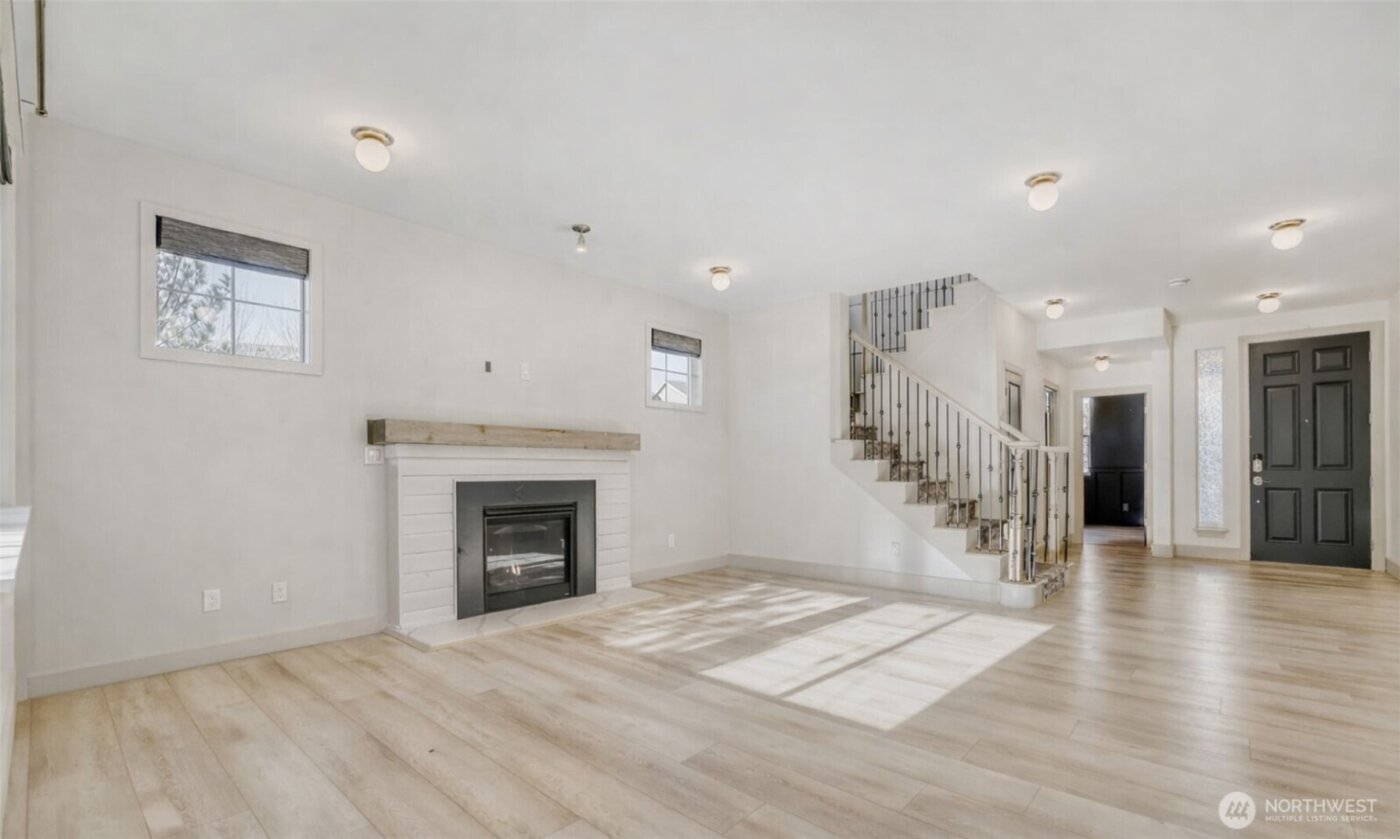 19631 38th Drive SE, Bothell, WA 98012