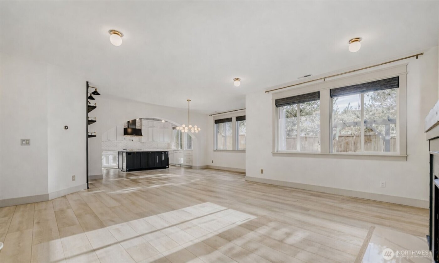 19631 38th Drive SE, Bothell, WA 98012