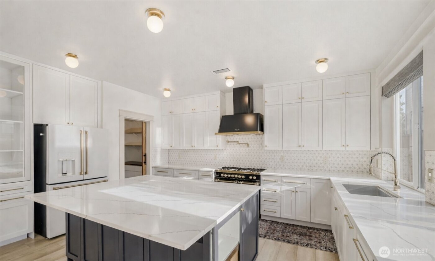 19631 38th Drive SE, Bothell, WA 98012