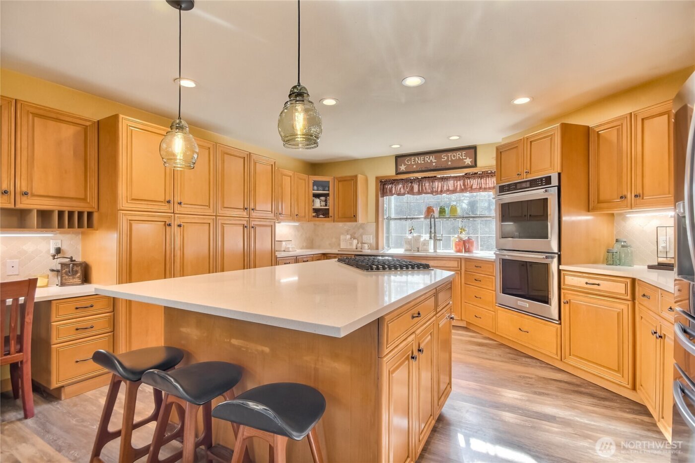 24608 SE 387th Street , Enumclaw, WA 98022