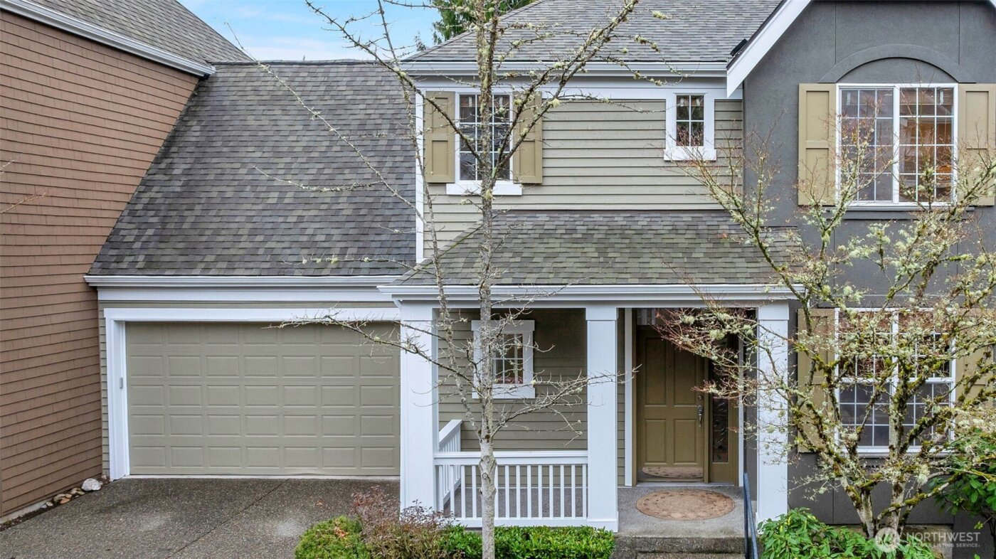 6441 SE Cougar Mountain Way , Bellevue, WA 98006
