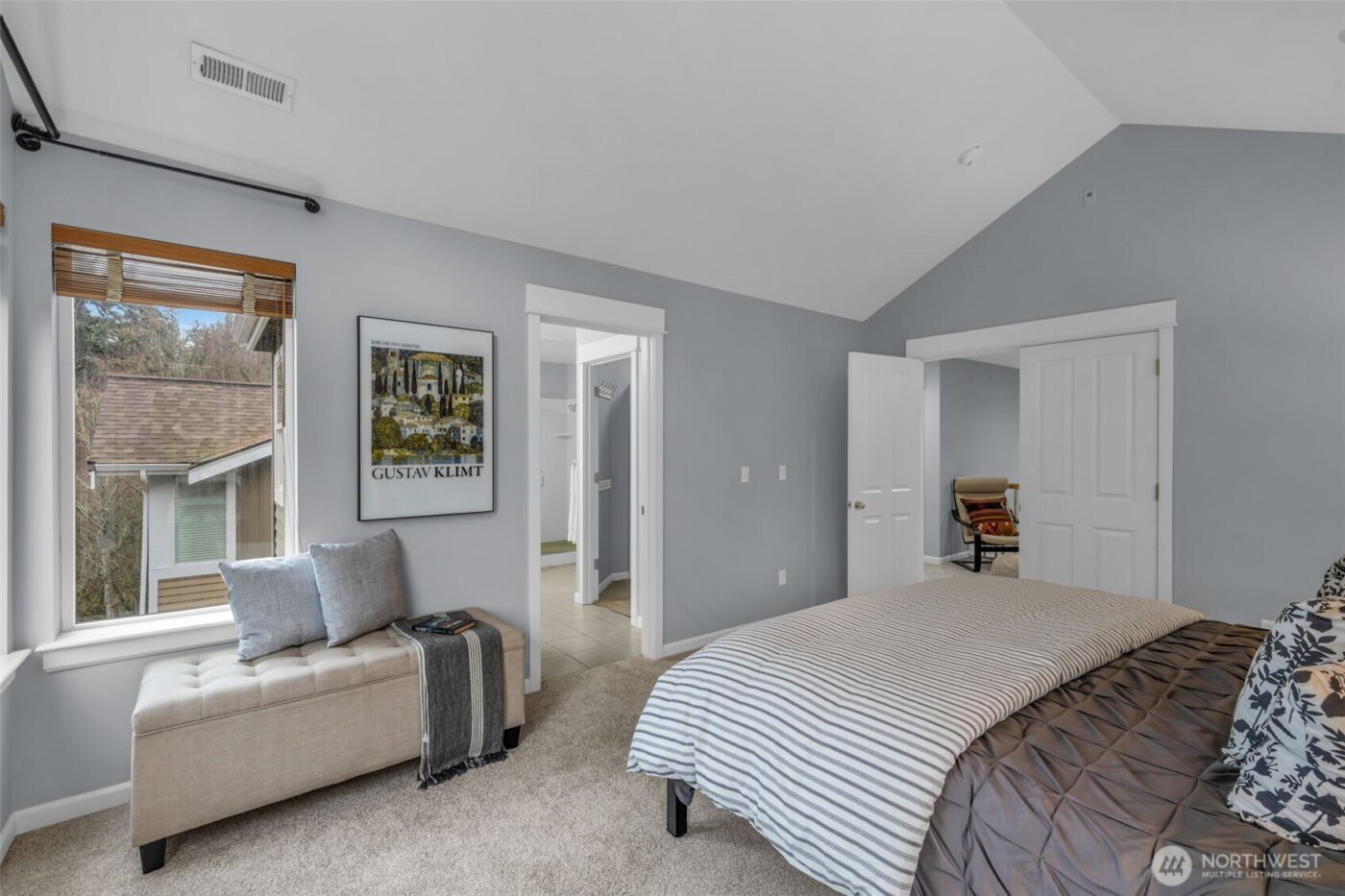 6441 SE Cougar Mountain Way , Bellevue, WA 98006