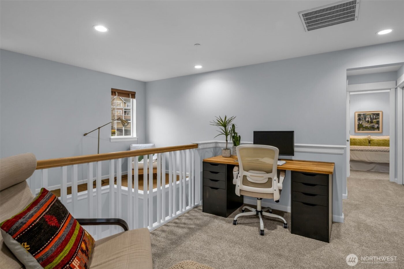 6441 SE Cougar Mountain Way , Bellevue, WA 98006