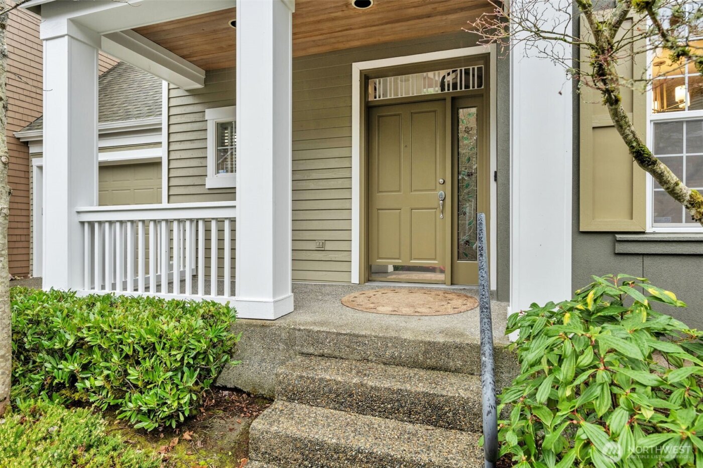 6441 SE Cougar Mountain Way , Bellevue, WA 98006