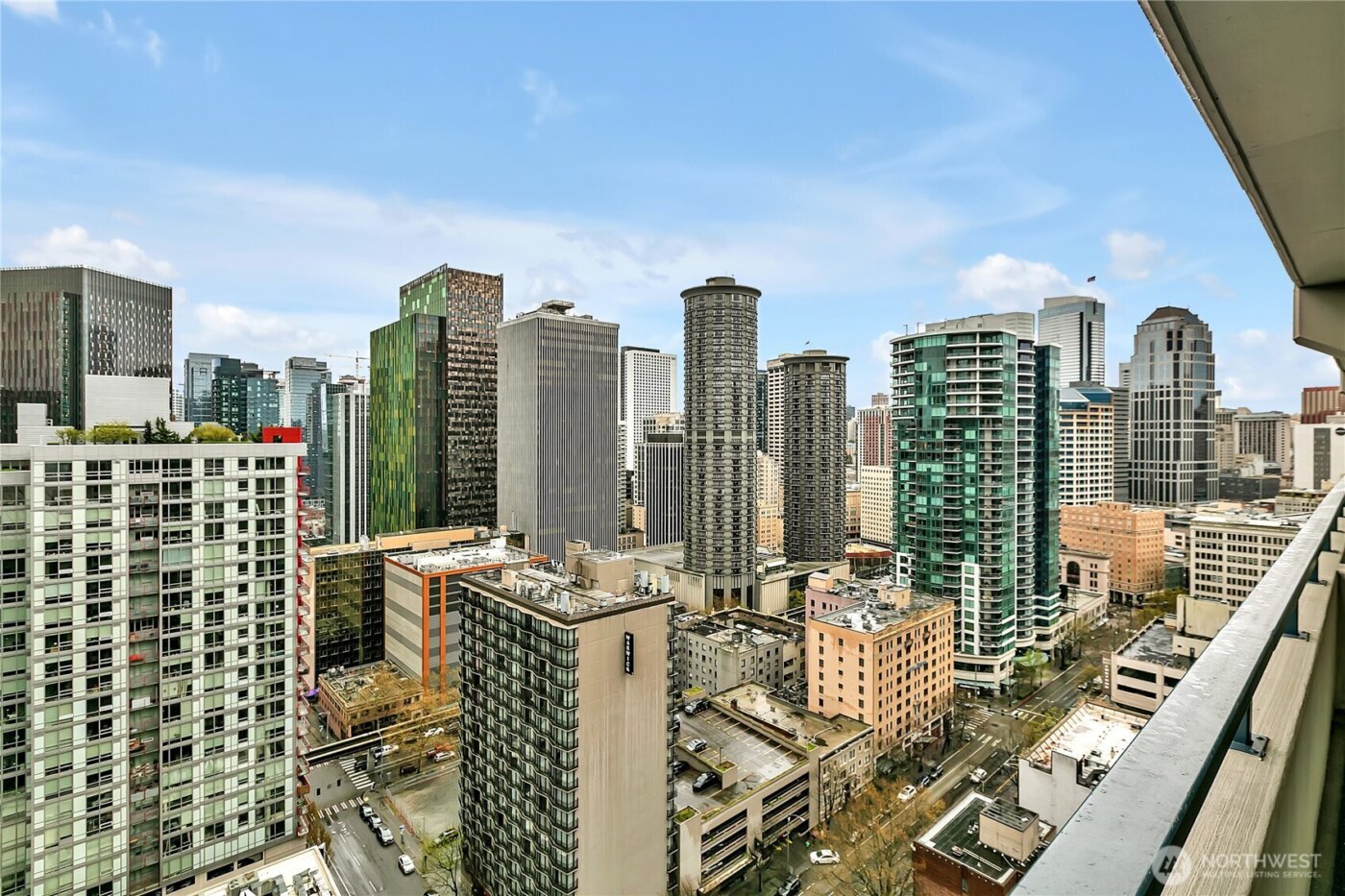 2100 3rd Avenue #2606, Seattle, WA 98121