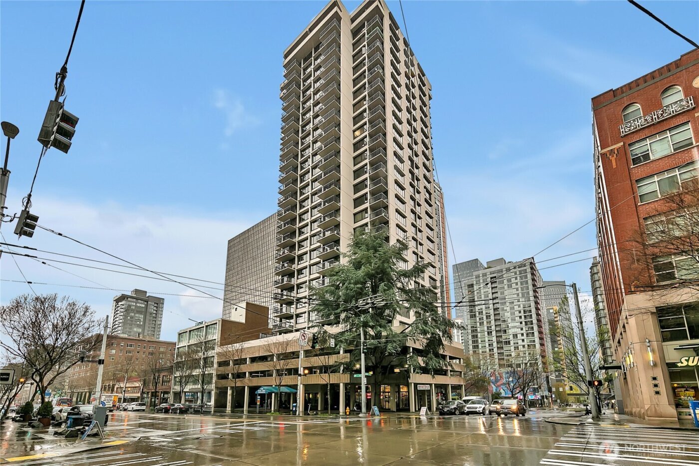 2100 3rd Avenue #2606, Seattle, WA 98121