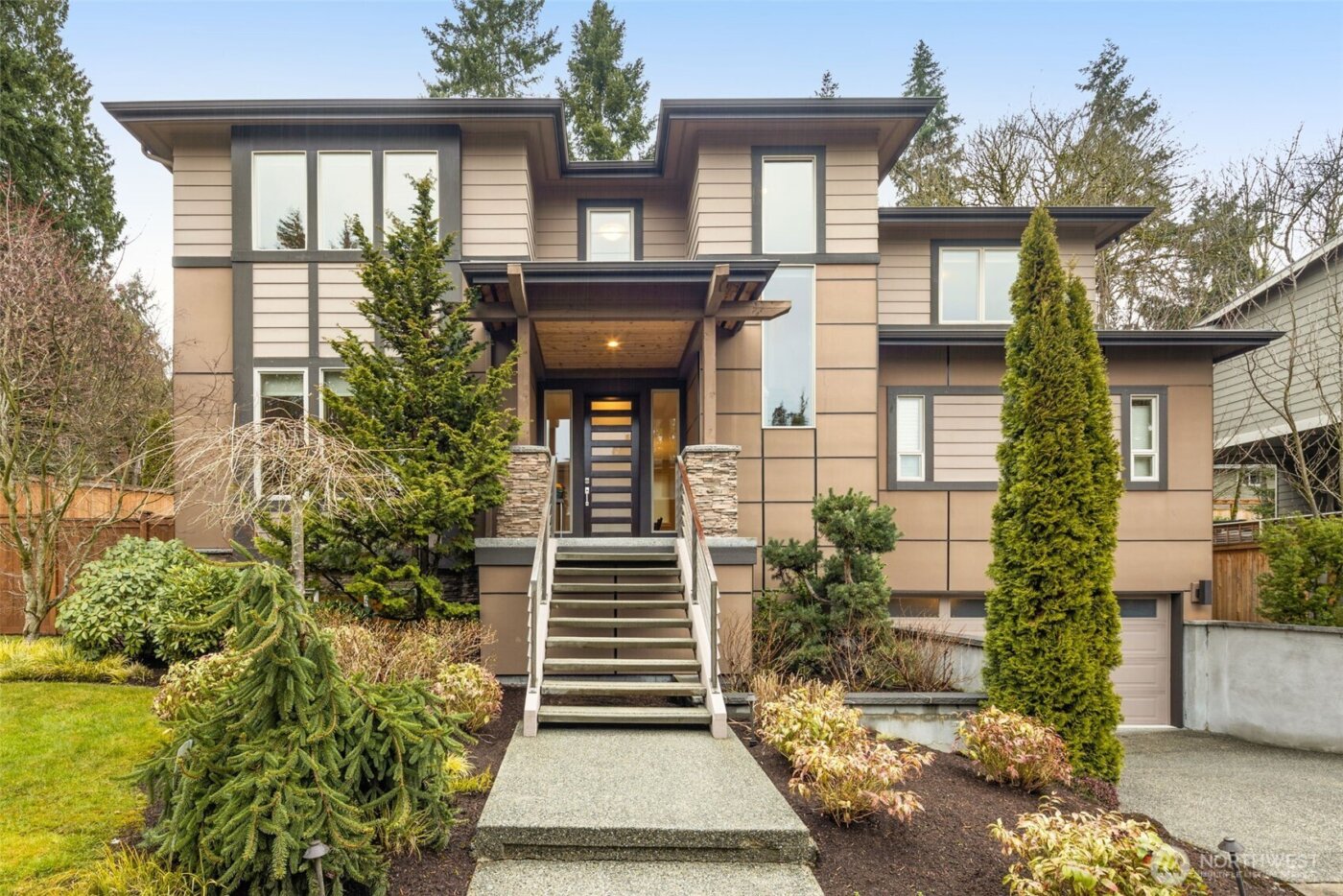 11222 116th Place NE, Kirkland, WA 98033