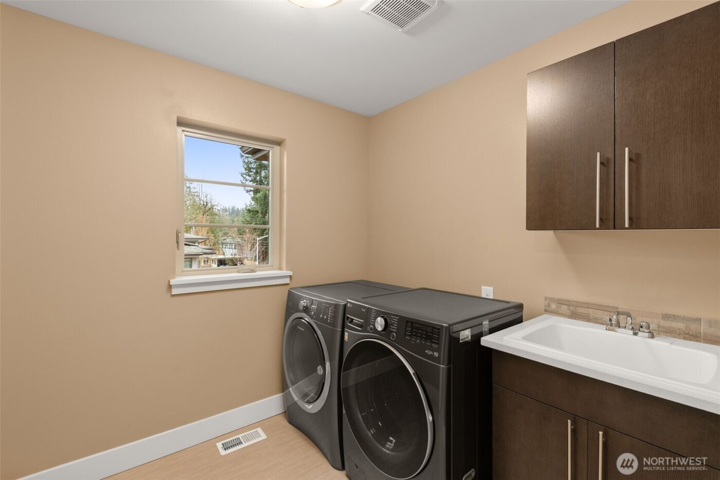 11222 116th Place NE, Kirkland, WA 98033