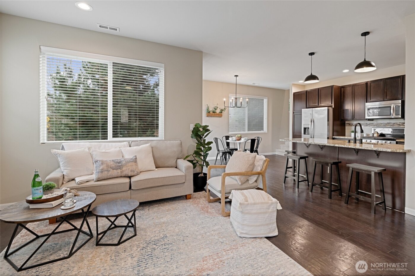 1016 207th Place SW, Lynnwood, WA 98036