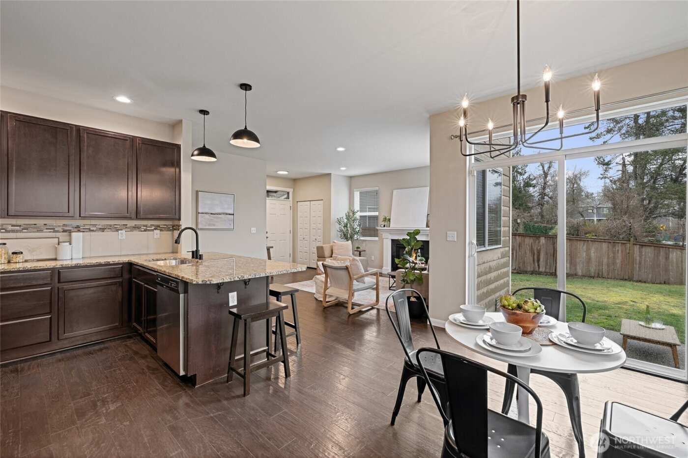 1016 207th Place SW, Lynnwood, WA 98036