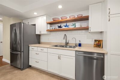11905 93rd Avenue NE #A104, Kirkland, WA 98034 - Photo 8