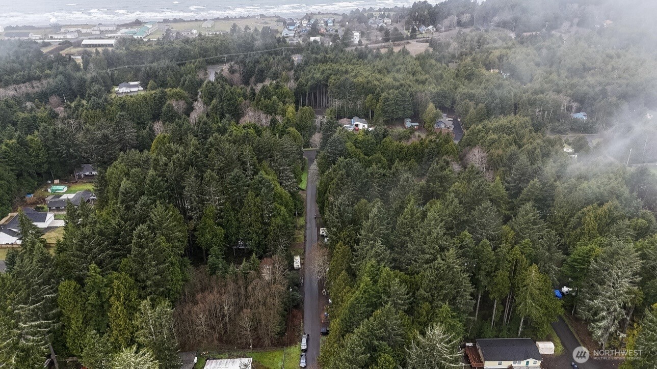 42 Moonrise Lane , Pacific Beach, WA 98571