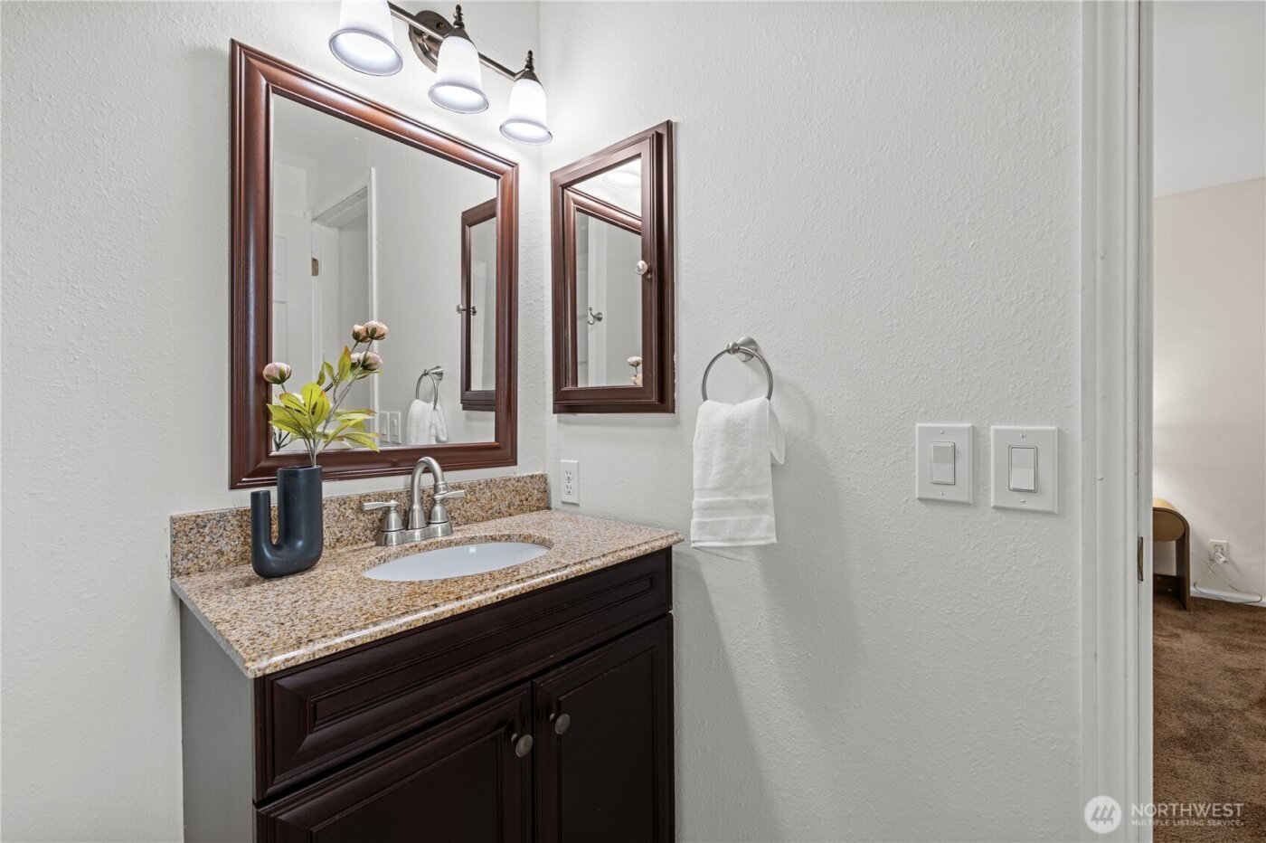 10317 NE 123rd Place , Kirkland, WA 98034