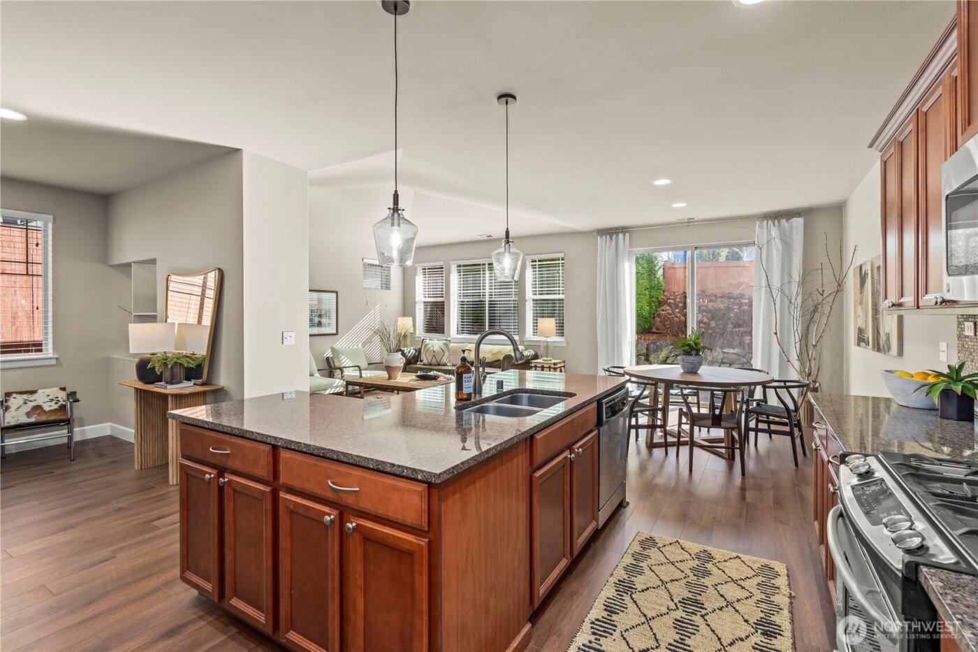 1532 145th Place SW #A, Lynnwood, WA 98087