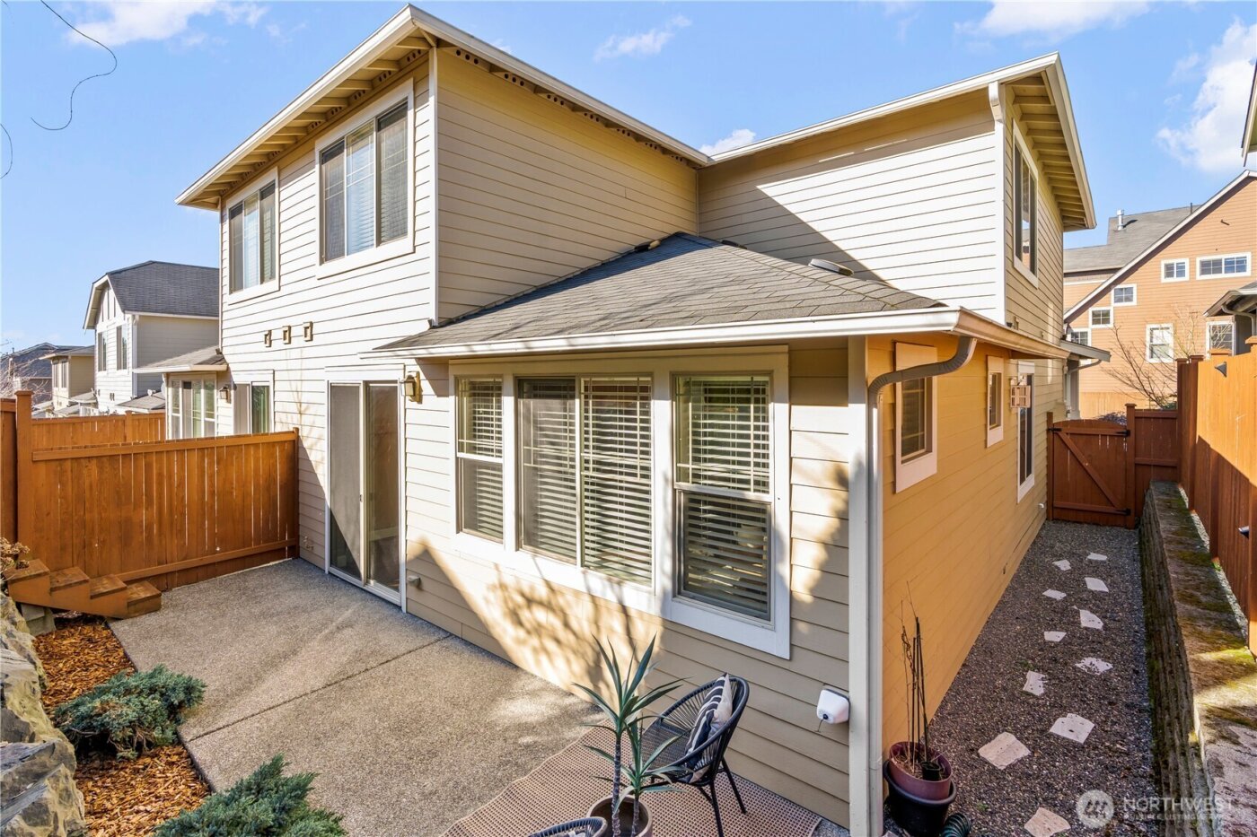 1532 145th Place SW #A, Lynnwood, WA 98087