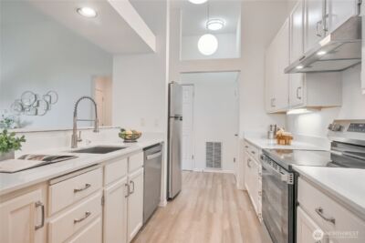 4228 221st Place SE #1083, Issaquah, WA 98029 - Photo 9