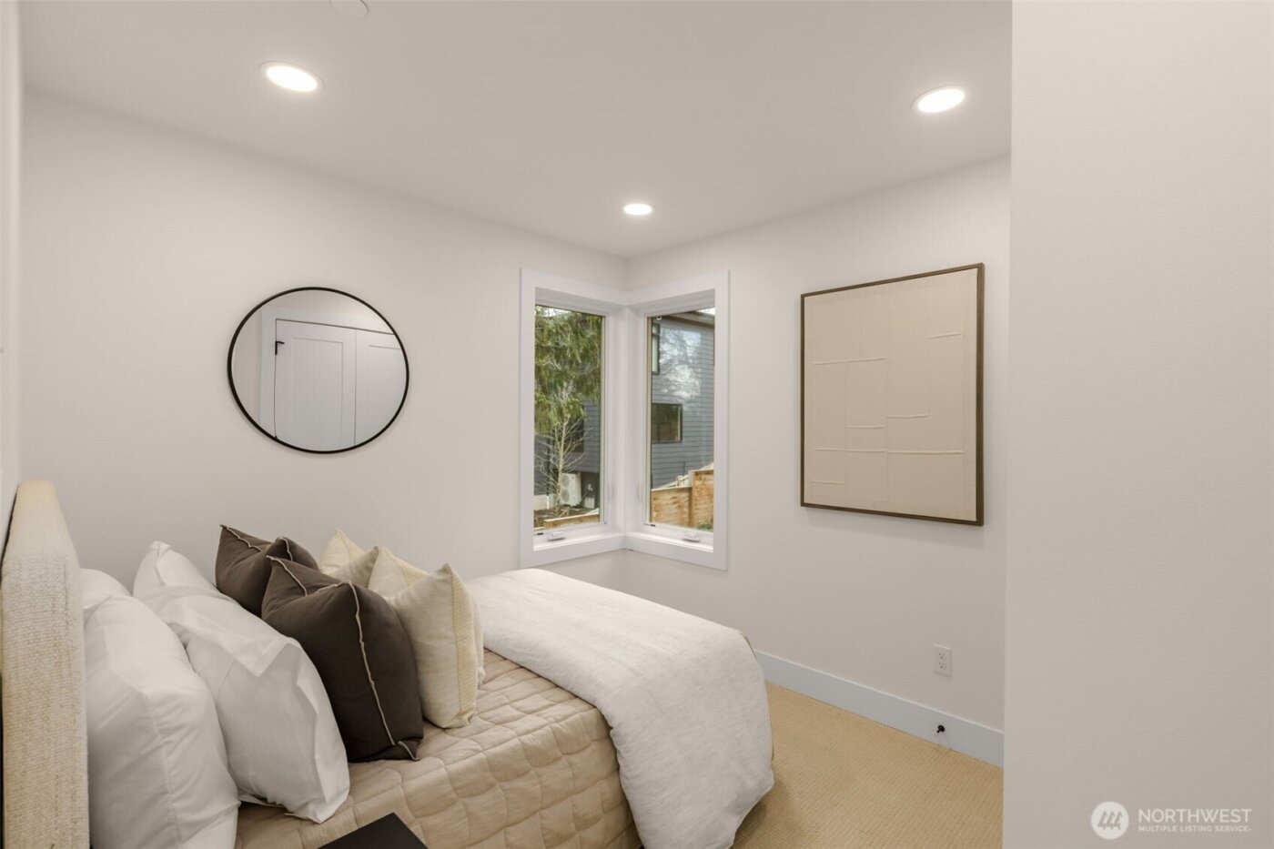 11413 NE 91st Street , Kirkland, WA 98033