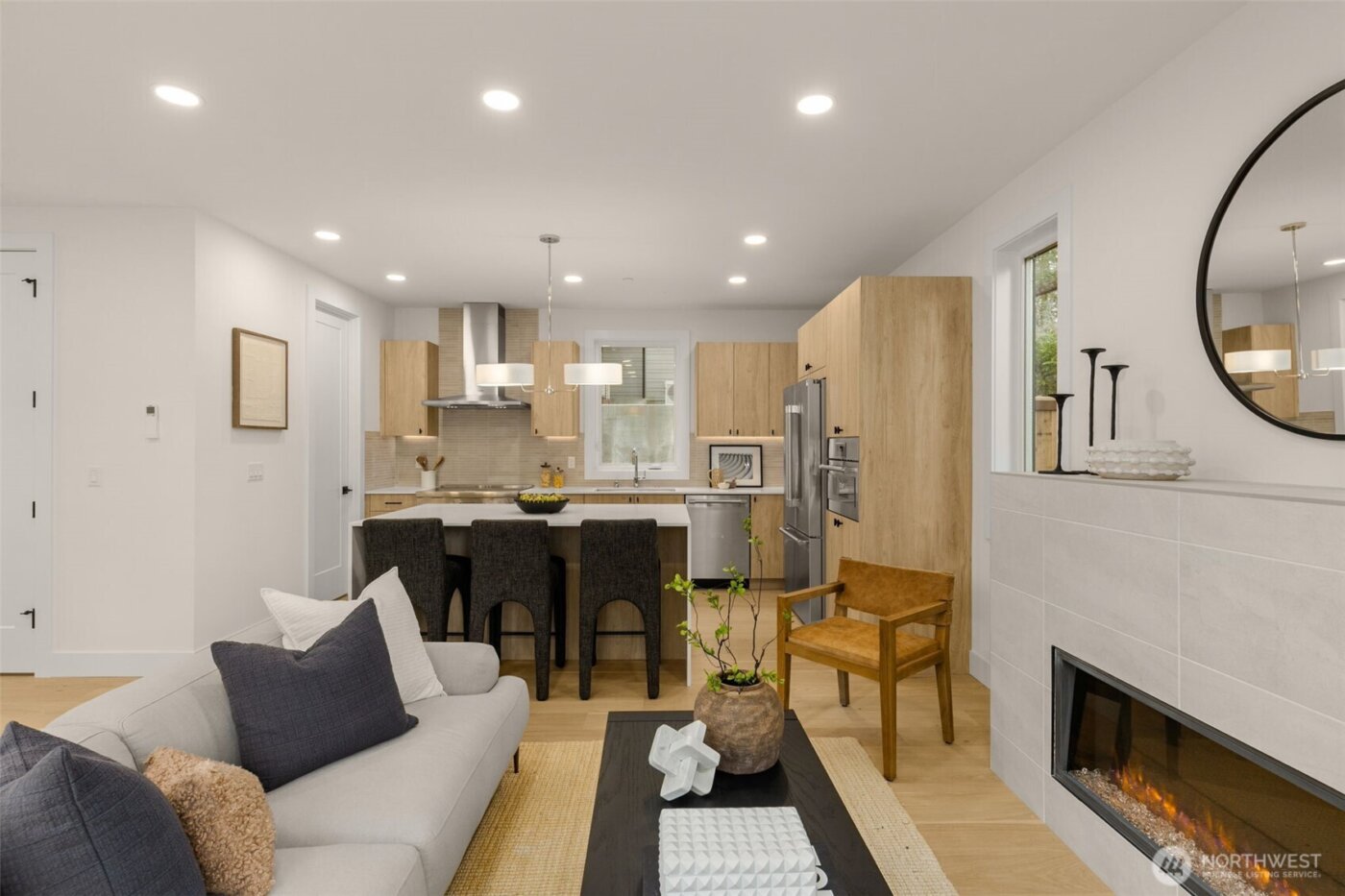 11413 NE 91st Street , Kirkland, WA 98033