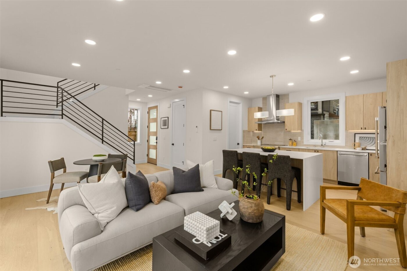 11413 NE 91st Street , Kirkland, WA 98033