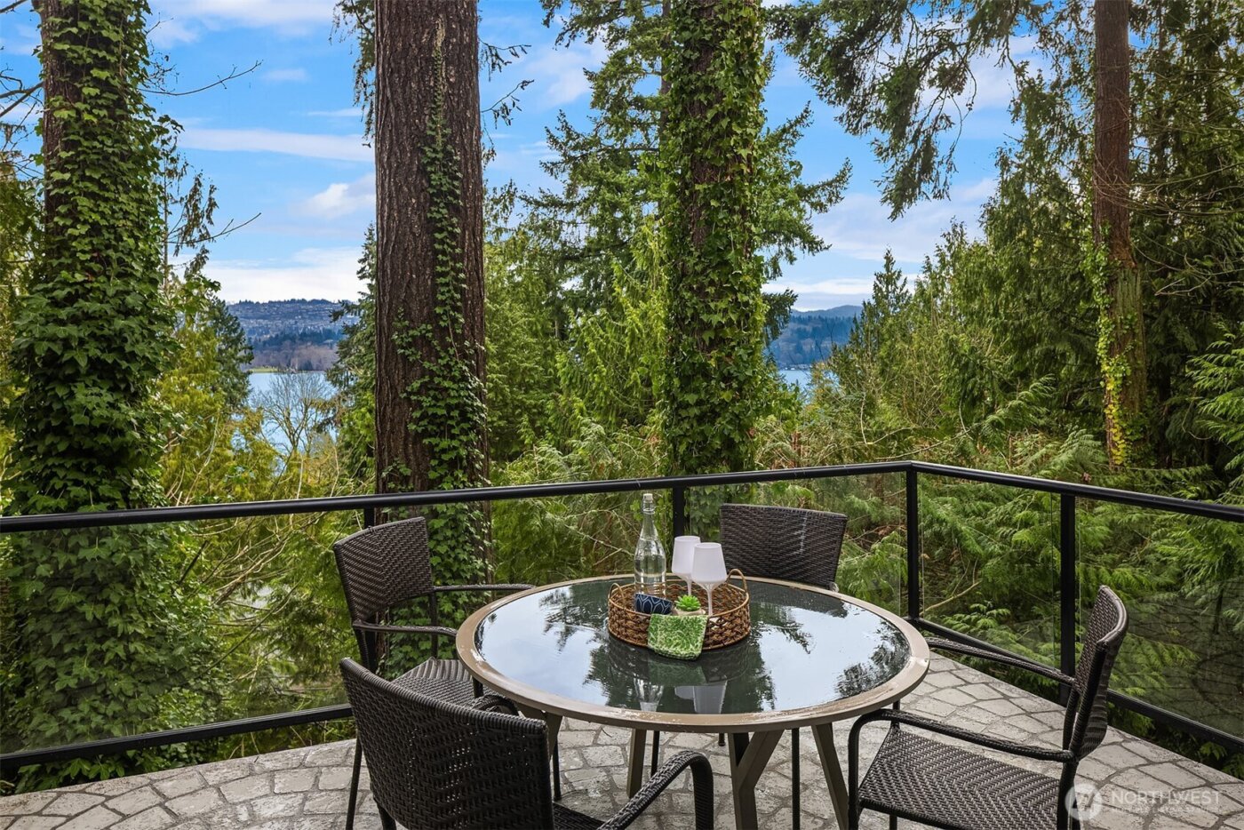 4429 E Mercer Way , Mercer Island, WA 98040