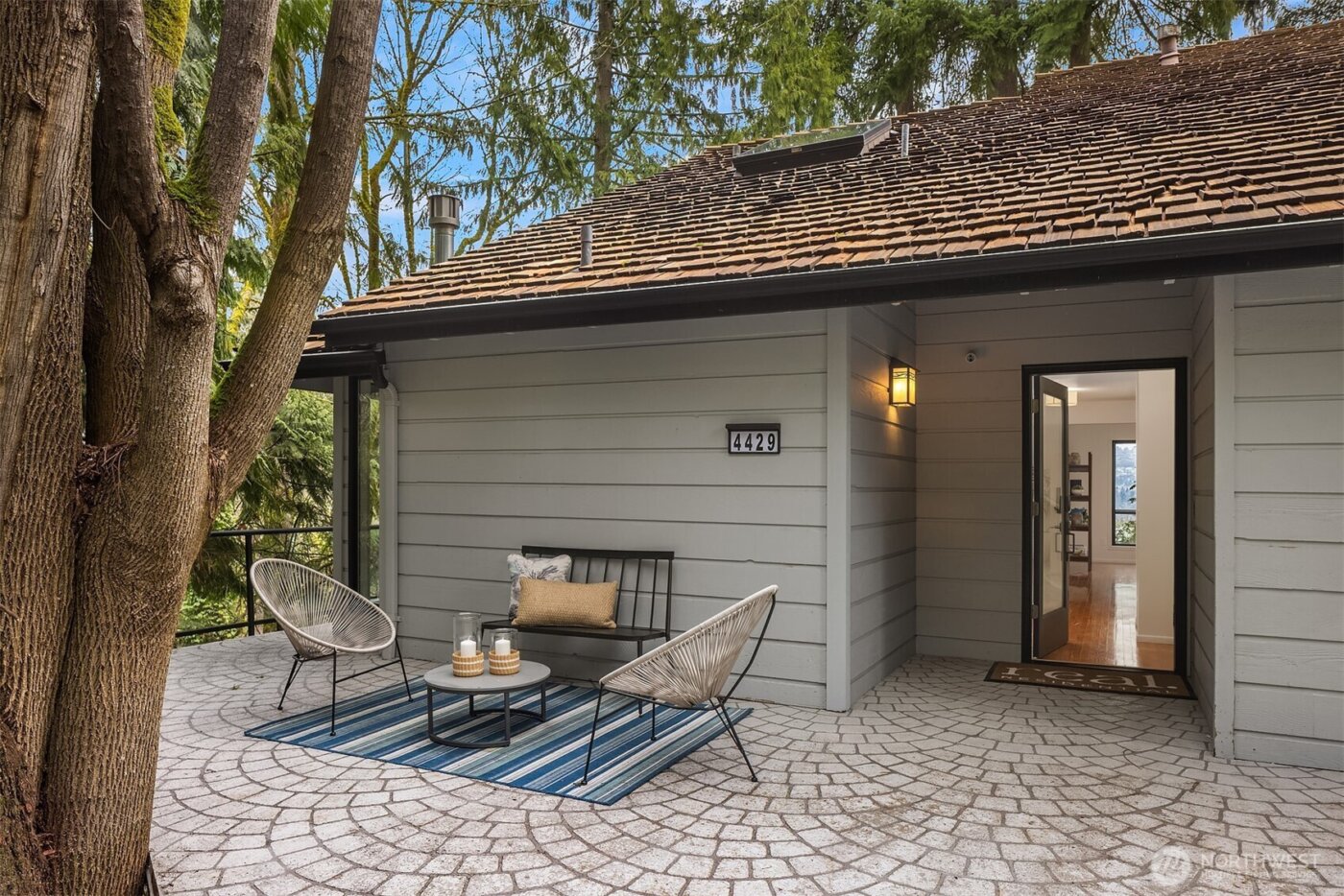 4429 E Mercer Way , Mercer Island, WA 98040