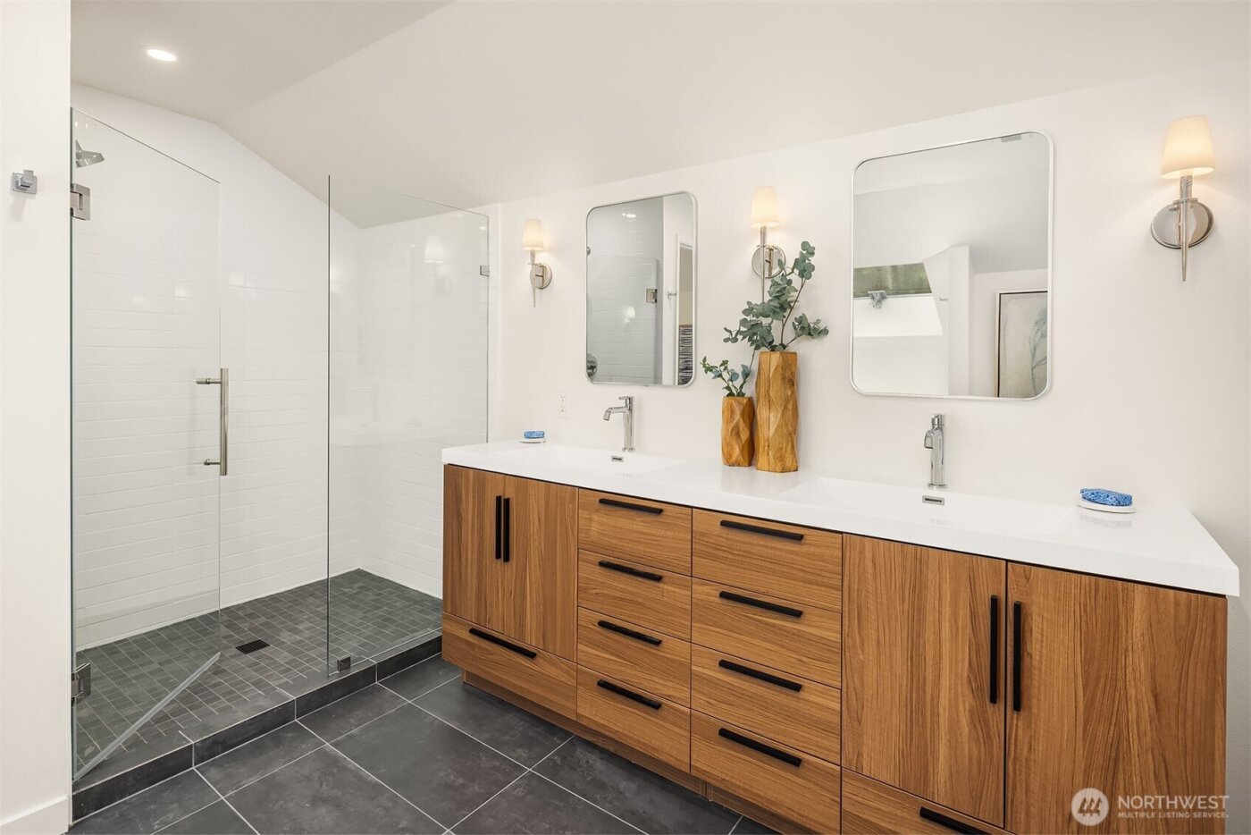 4429 E Mercer Way , Mercer Island, WA 98040