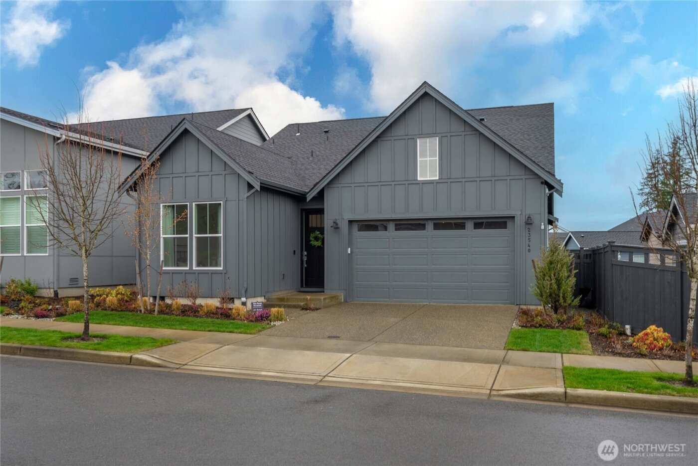 23540 SE Wisteria Street , Black Diamond, WA 98010