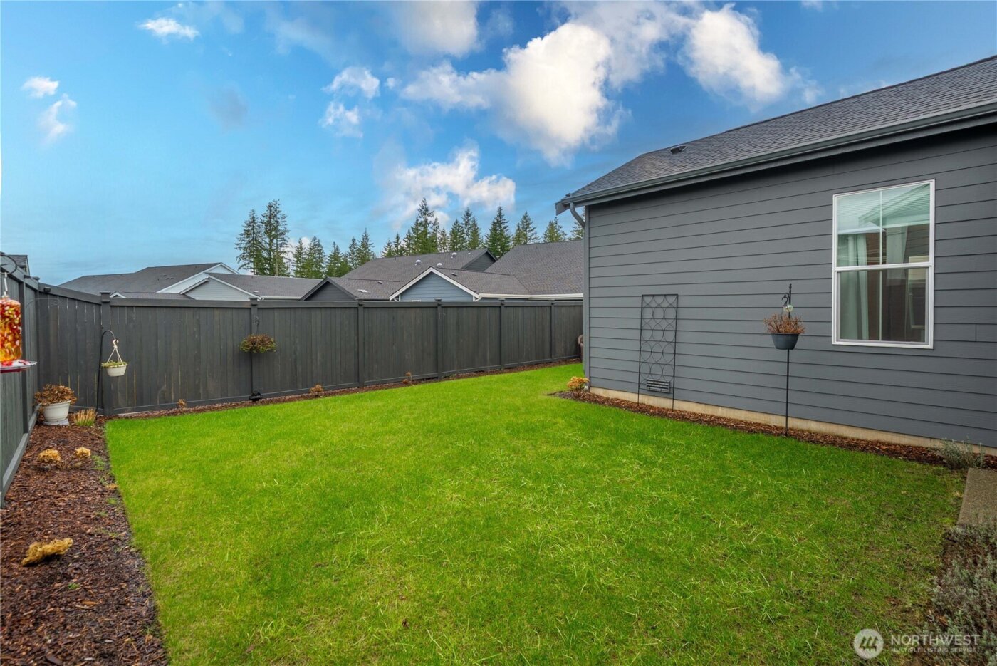 23540 SE Wisteria Street , Black Diamond, WA 98010