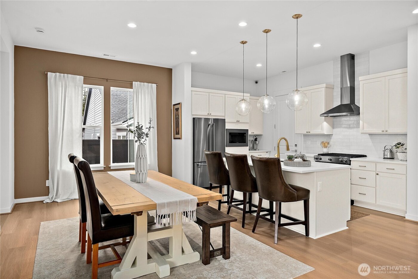 23540 SE Wisteria Street , Black Diamond, WA 98010