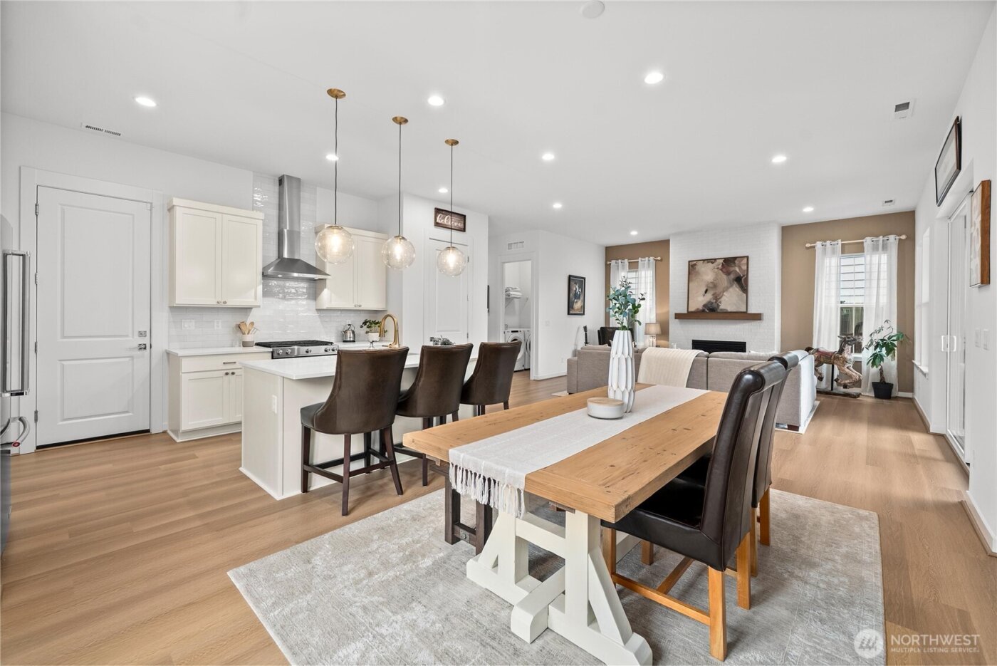 23540 SE Wisteria Street , Black Diamond, WA 98010